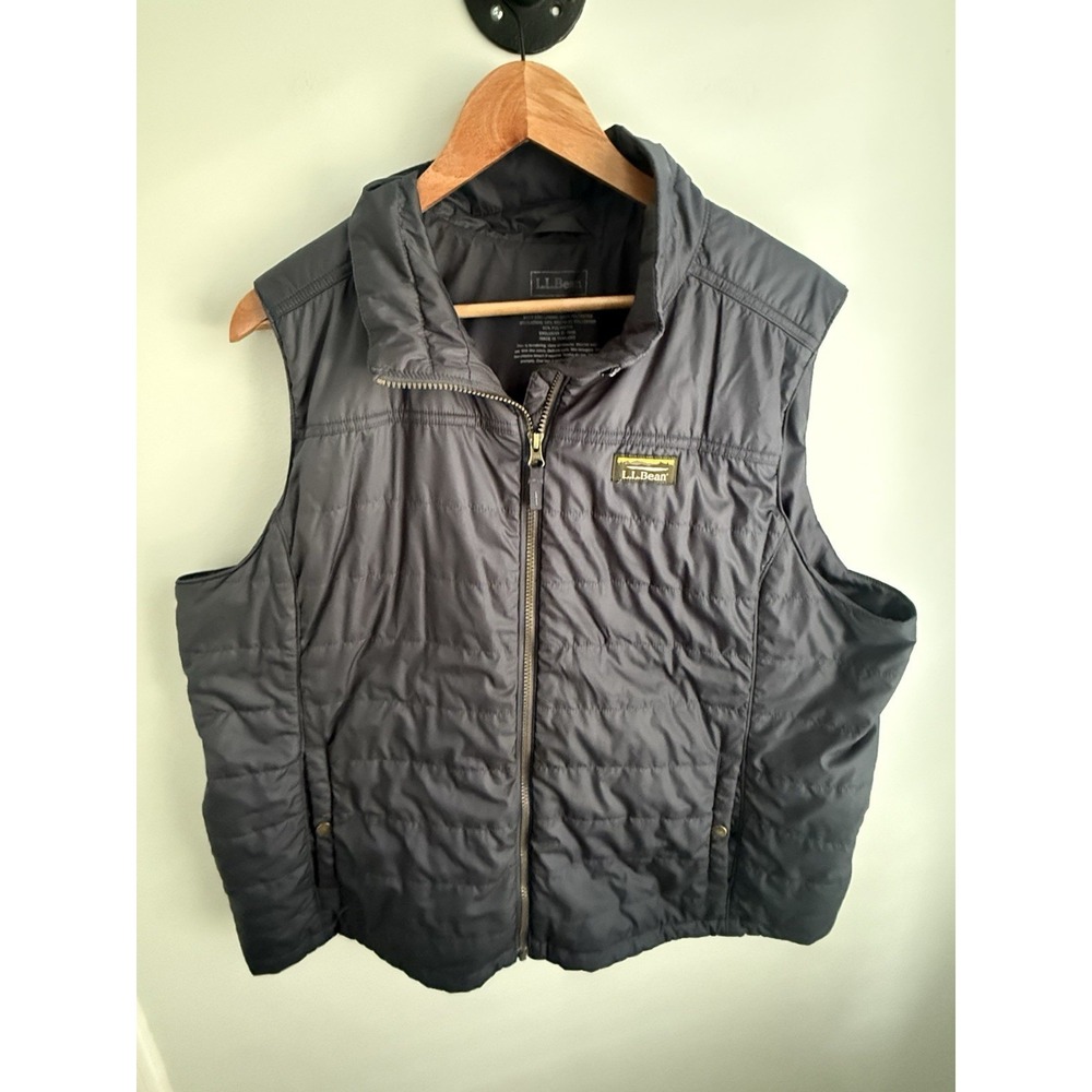L.L. Bean Mountain Classic Puffer Vest Mens 2XL Lightweight Hike Camping Outdoor